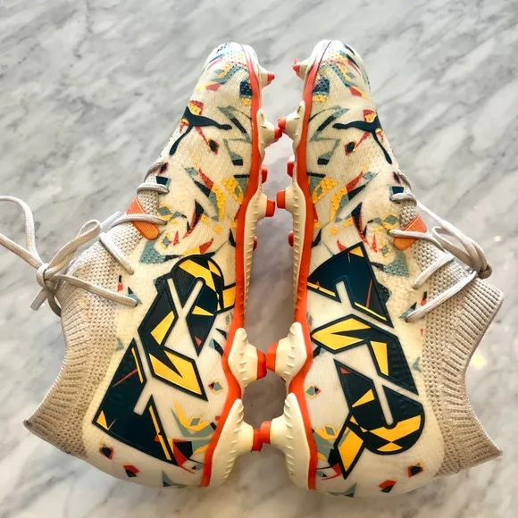 Puma FUTURE 7 ULTIMATE CREATIVITY Mens Firm/Artificial Ground Soccer Cleats Sz 6